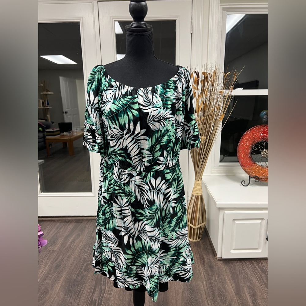 Women’s summer dress size XL, 14, 16, green white leaves tropical vacati…